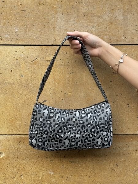 Prag Leopar Baget Çanta