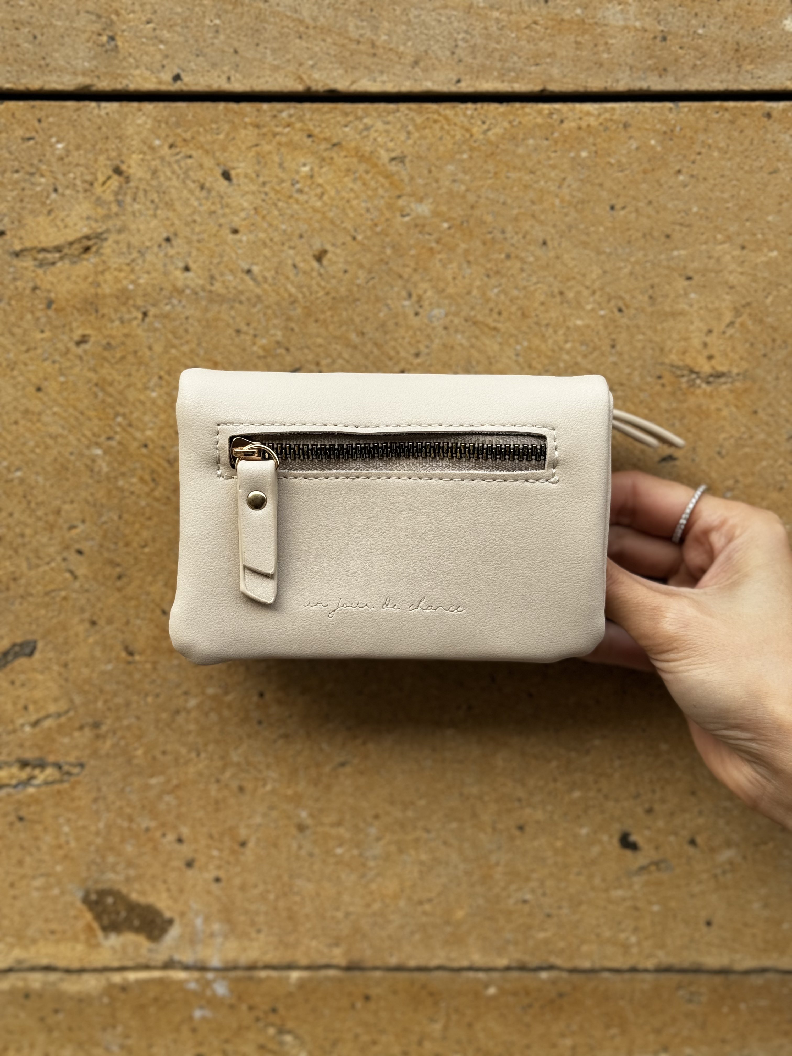 Yumuşak Deri Kadın Cüzdanı Krem