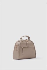 Bol Gözlü Kadın Omuz Çantası Bej