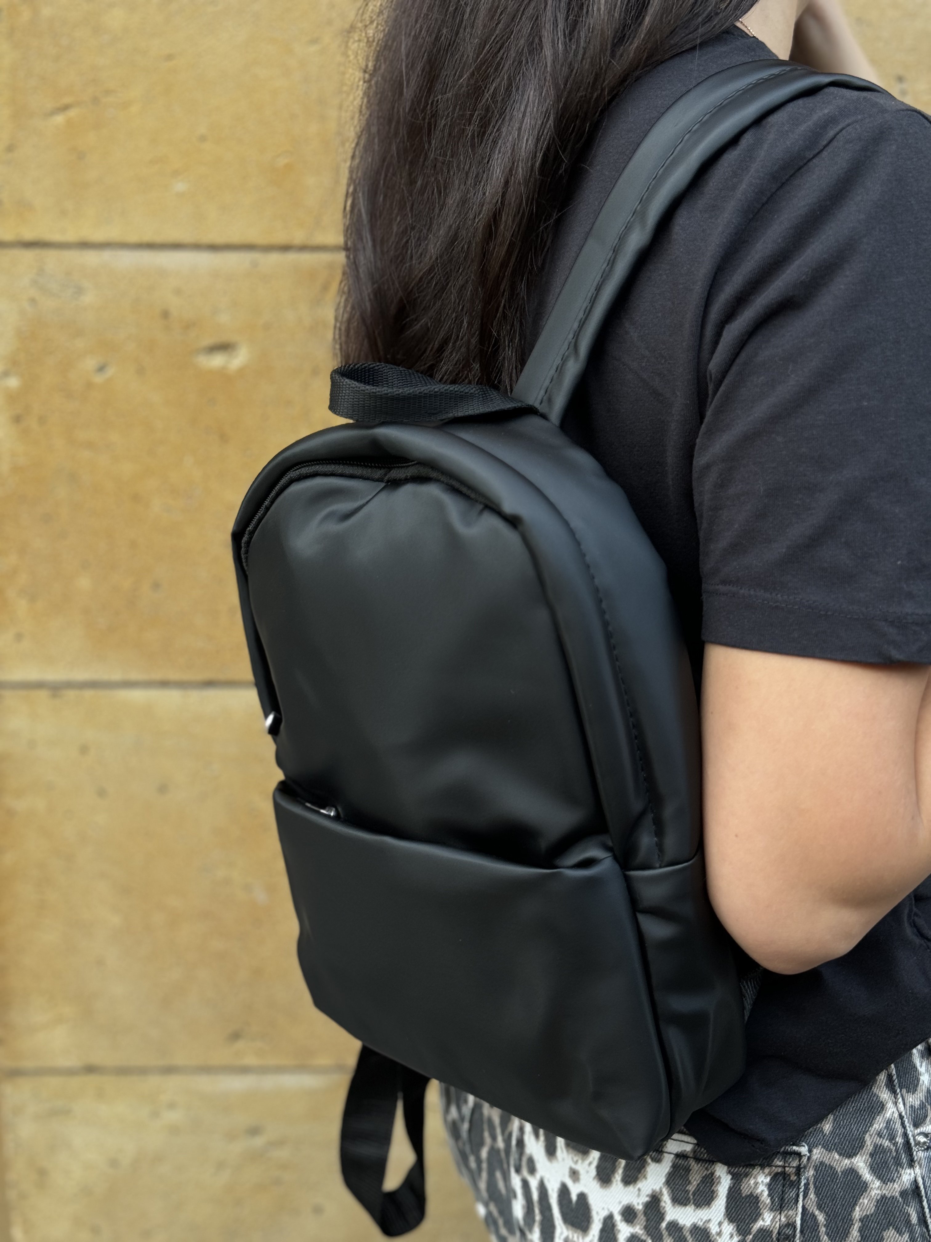 Su Geçirmez Kadın Sırt Çantası Siyah