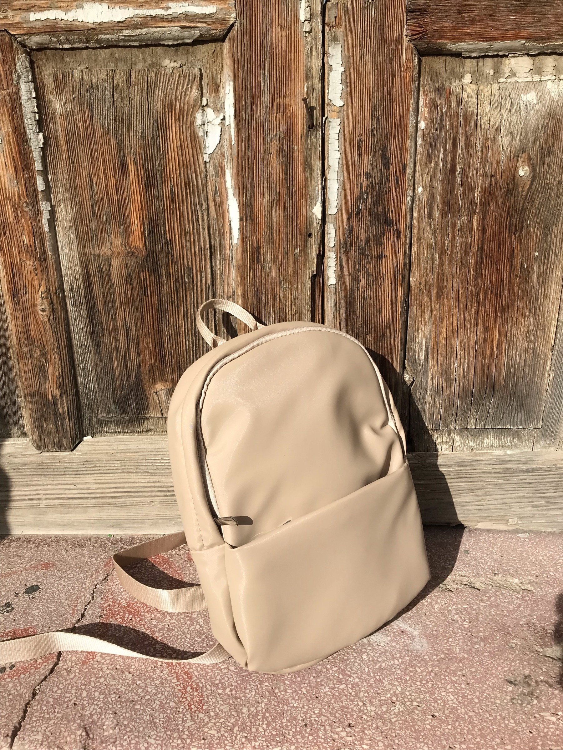 Su Geçirmez Kadın Sırt Çantası Bej