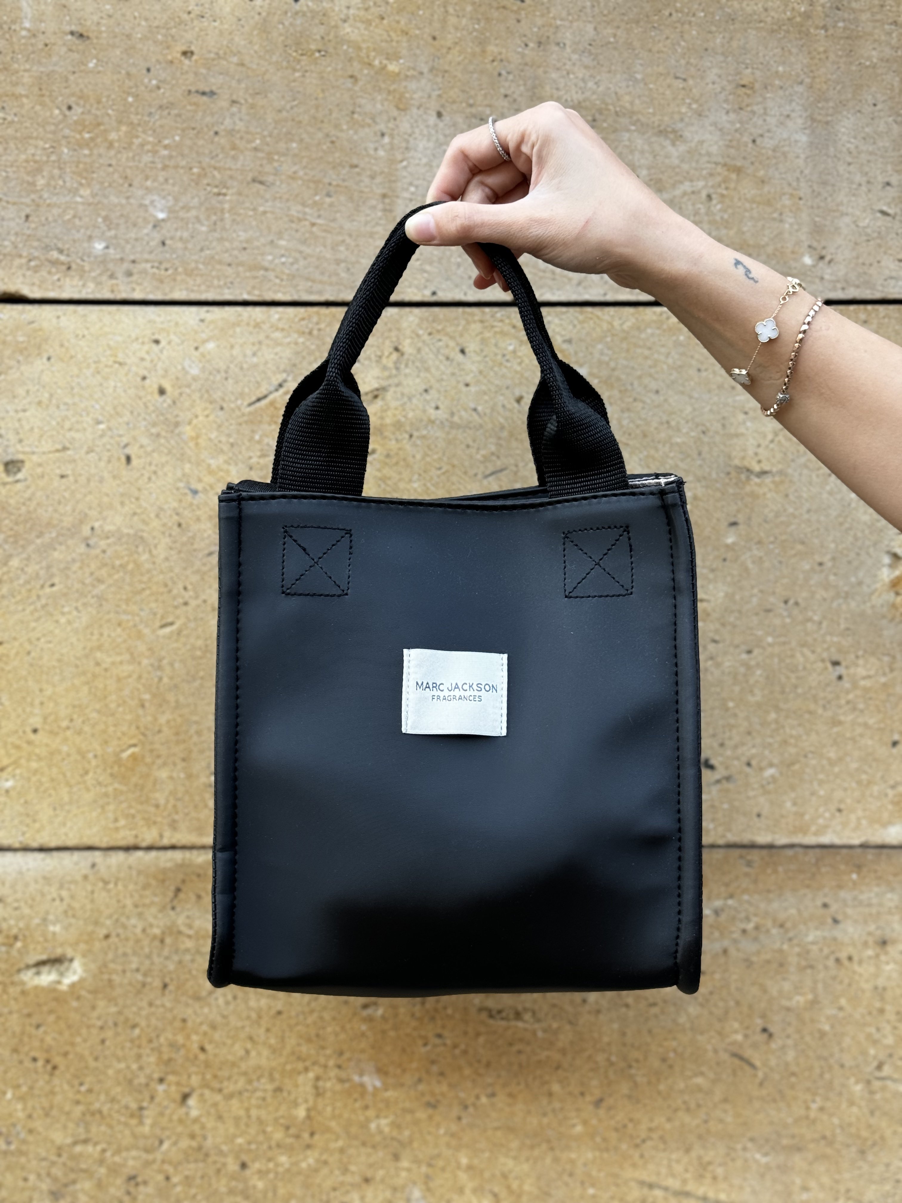 Saten Kumaş Kadın Omuz Çantası Siyah