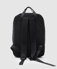 Önden Cepli Su Geçirmez Sırt Çantası Siyah