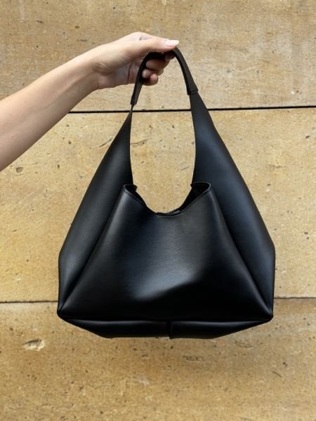 Vienna Yavrulu Siyah Omuz Çantası