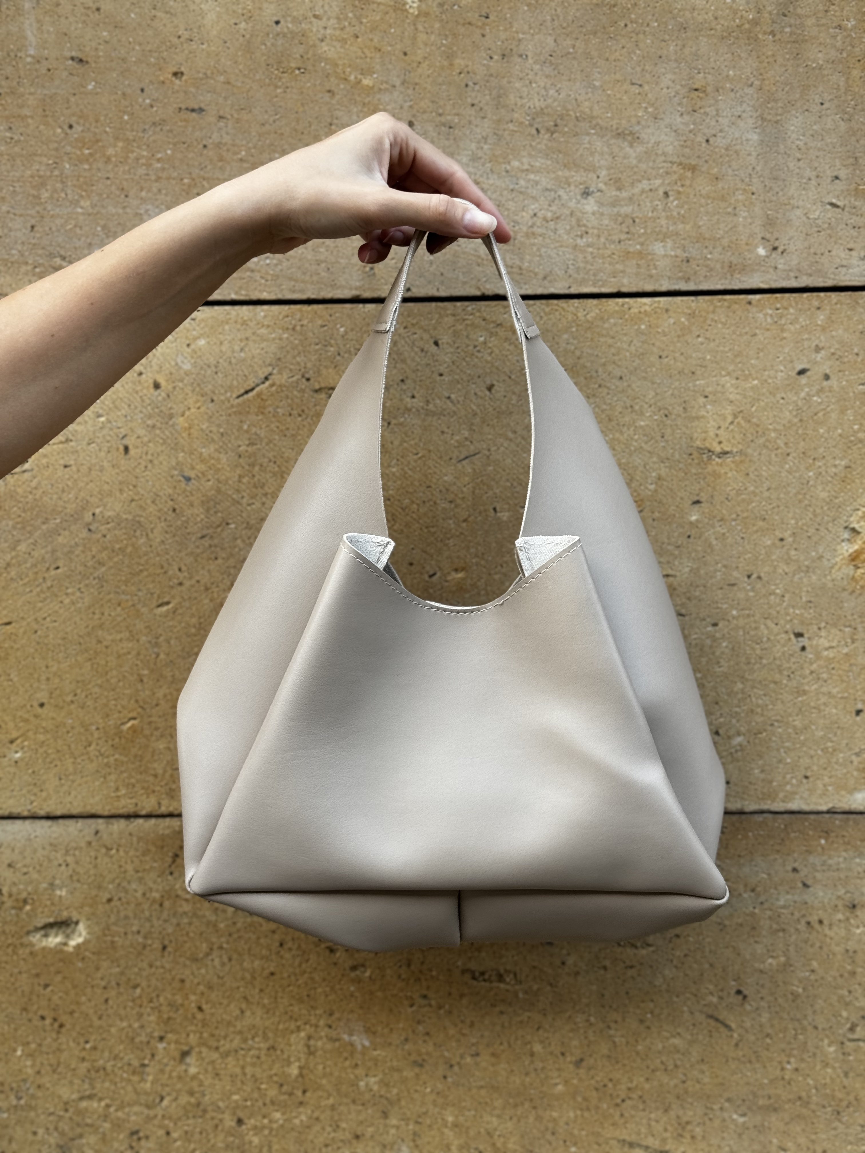 Vienna Yavrulu Bej Omuz Çantası