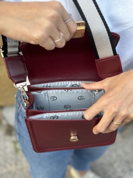 Bogota Kutu Bordo Çapraz Çanta