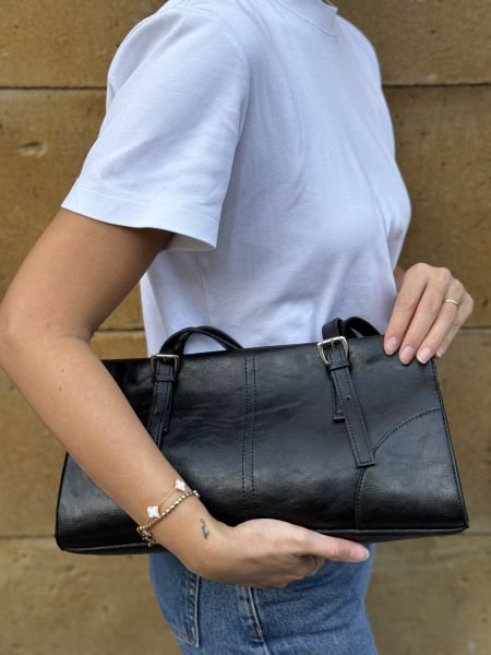 Paris Siyah Baget Çanta