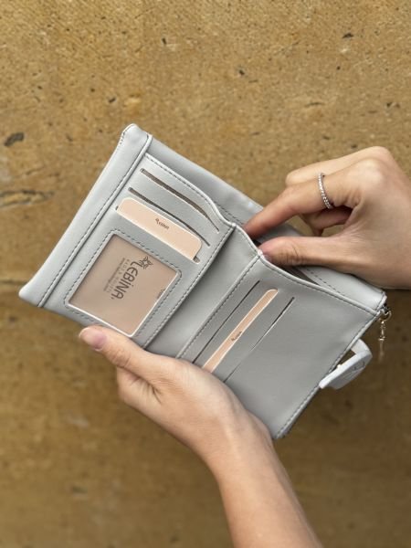 Yumuşak Deri Kadın Cüzdanı Gri