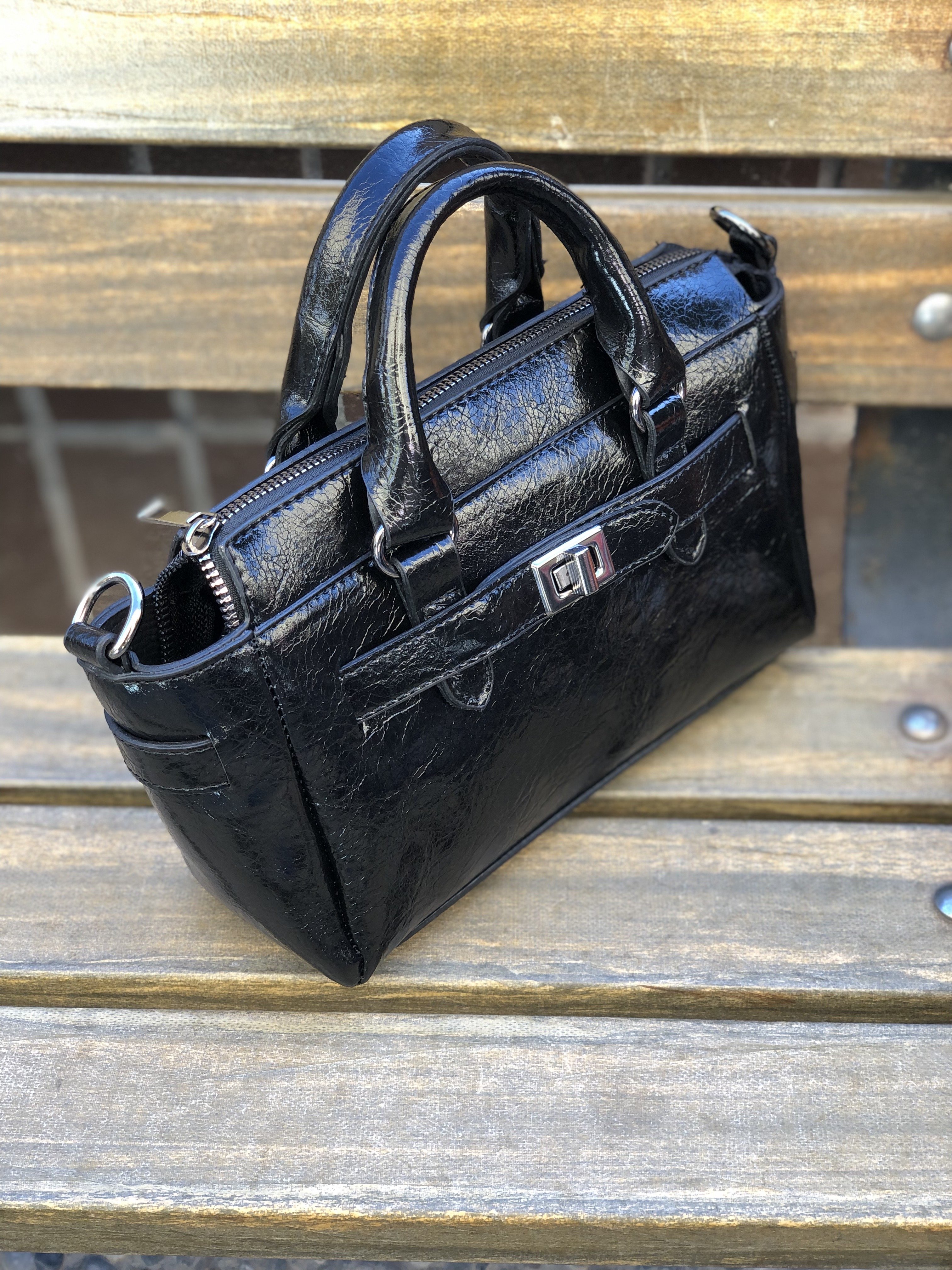 Valetta Siyah El Ve Çapraz Çanta