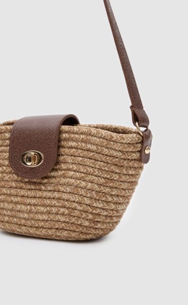 Leila Kilit Detaylı Hasır Çapraz Çanta Vizon