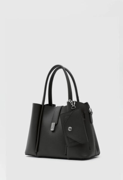 Kartlık Charmlı El Ve Omuz Çantası Siyah