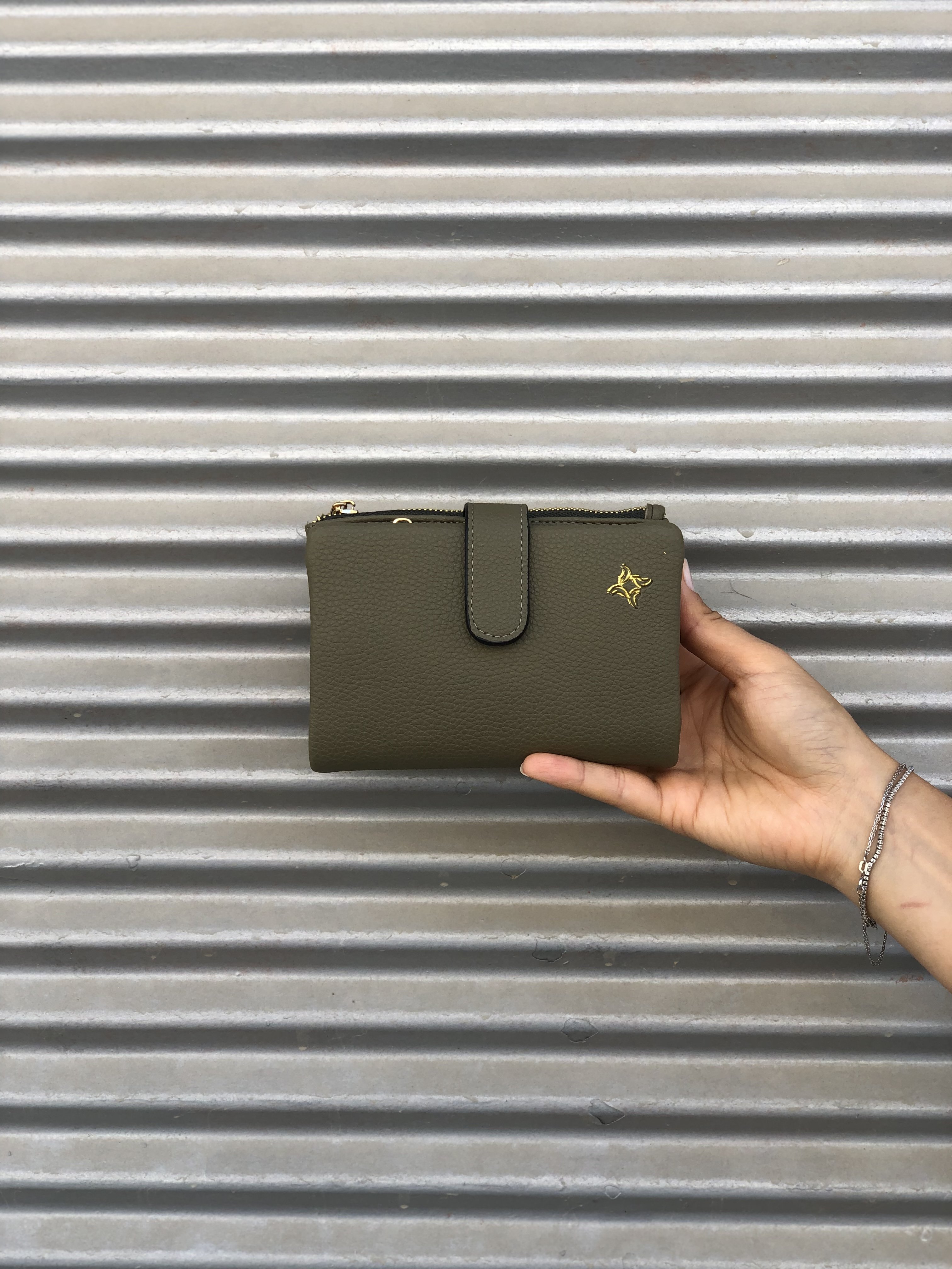 Çok Gözlü Kadın Cüzdanı Haki