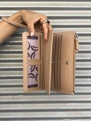 Çok Gözlü Bilek Askılı Kadın Cüzdanı Camel