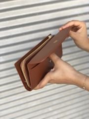 Önü Cep Detaylı Kadın Cüzdanı Taba