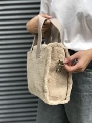 Pelüş Omuz Çantası Krem