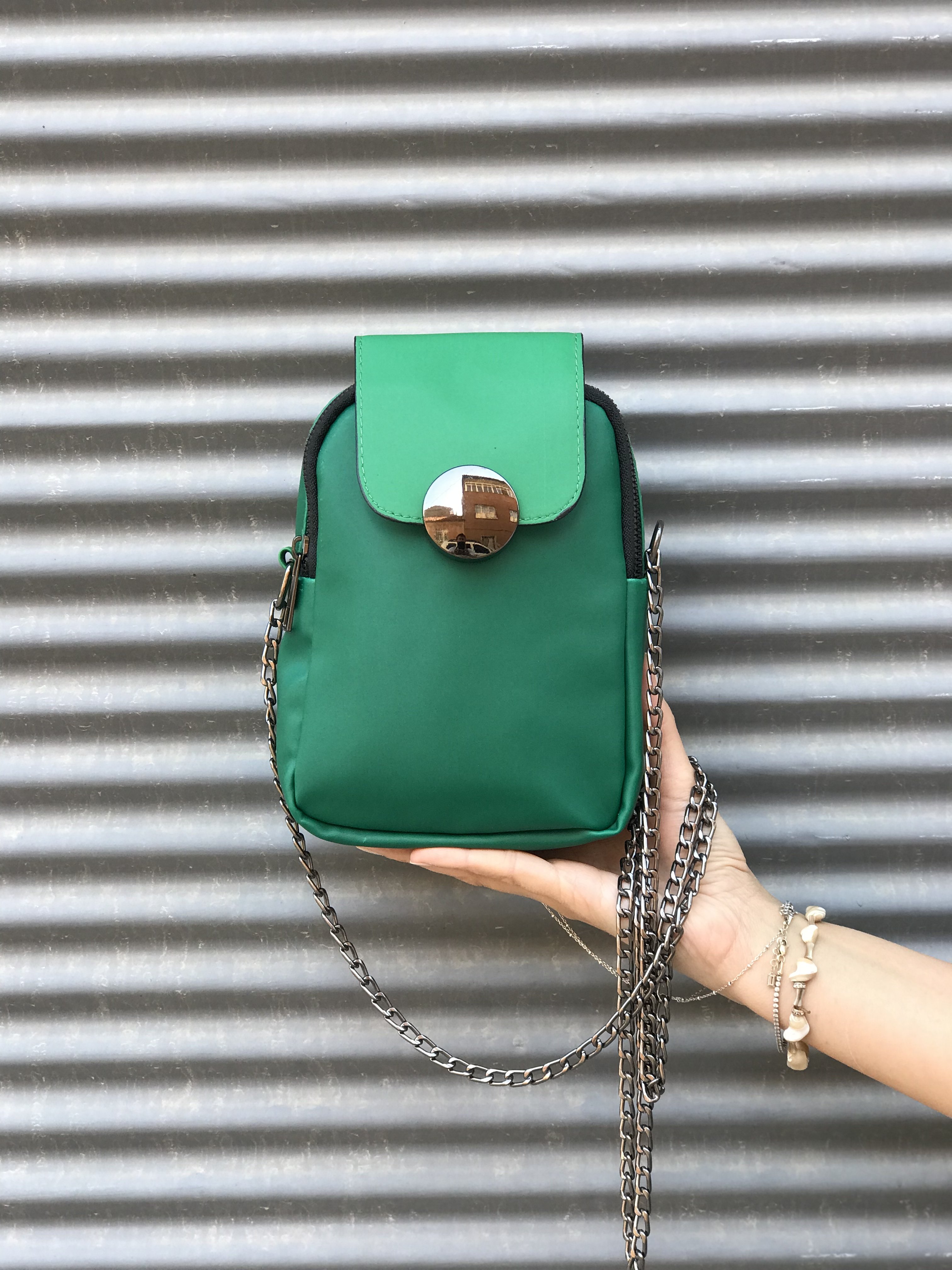 Telefon Ve Omuz Çantası Yeşil