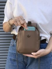 Telefon Ve Omuz Çantası Kahverengi