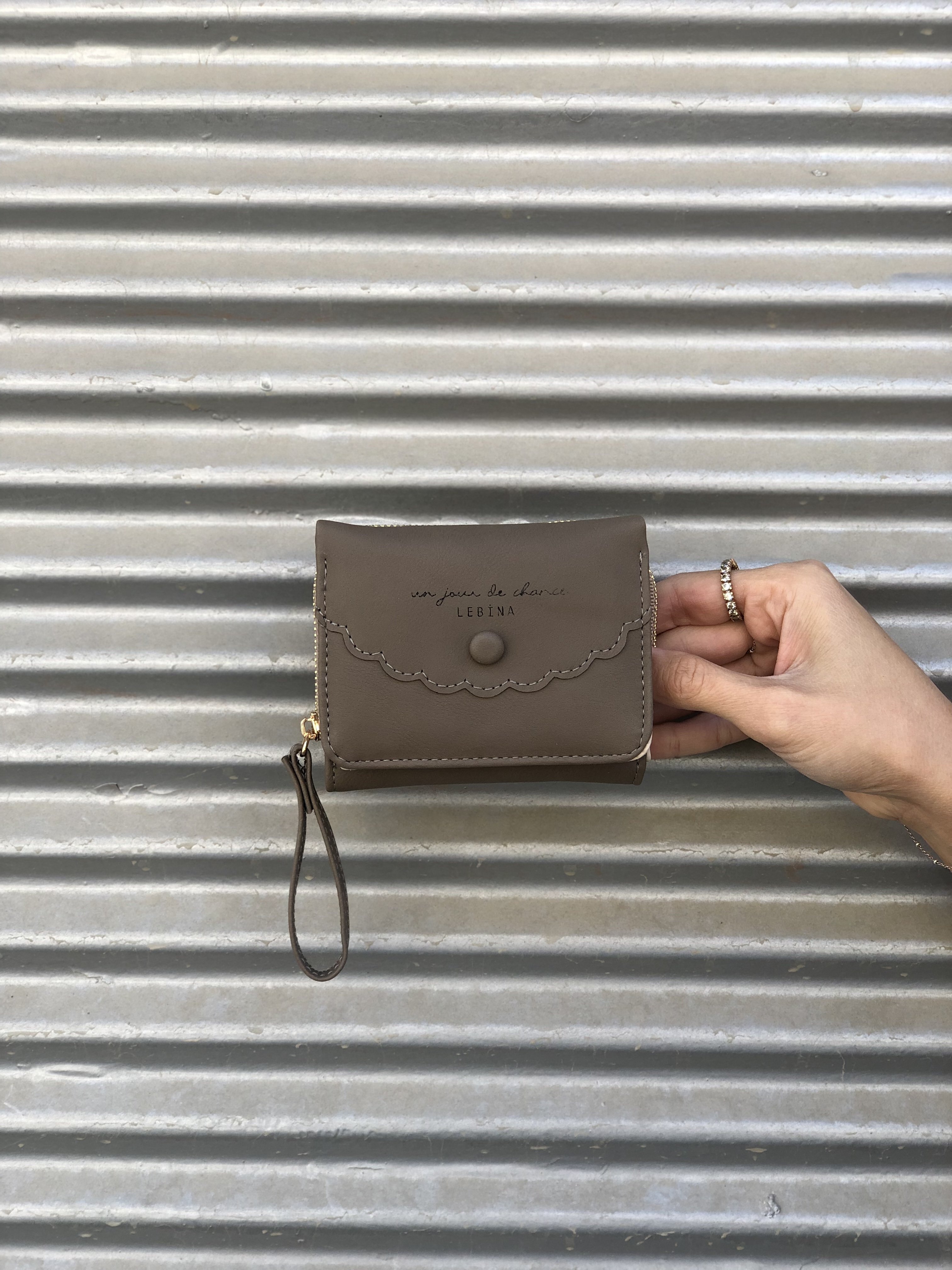 Çok Kullanışlı Kadın Cüzdanı Vizon