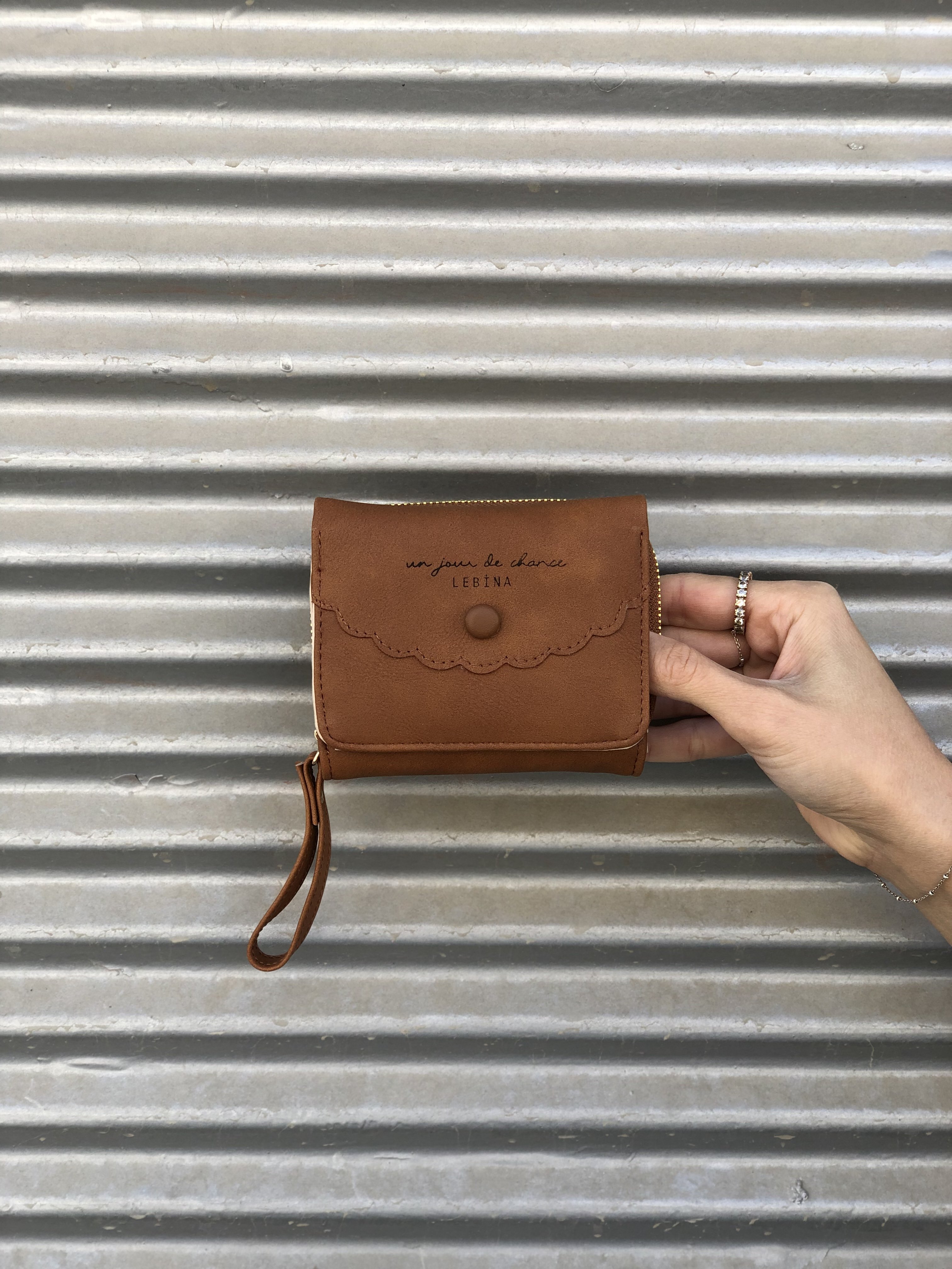 Çok Kullanışlı Kadın Cüzdanı Taba