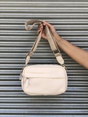 Önü Cepli Çapraz Çanta Krem