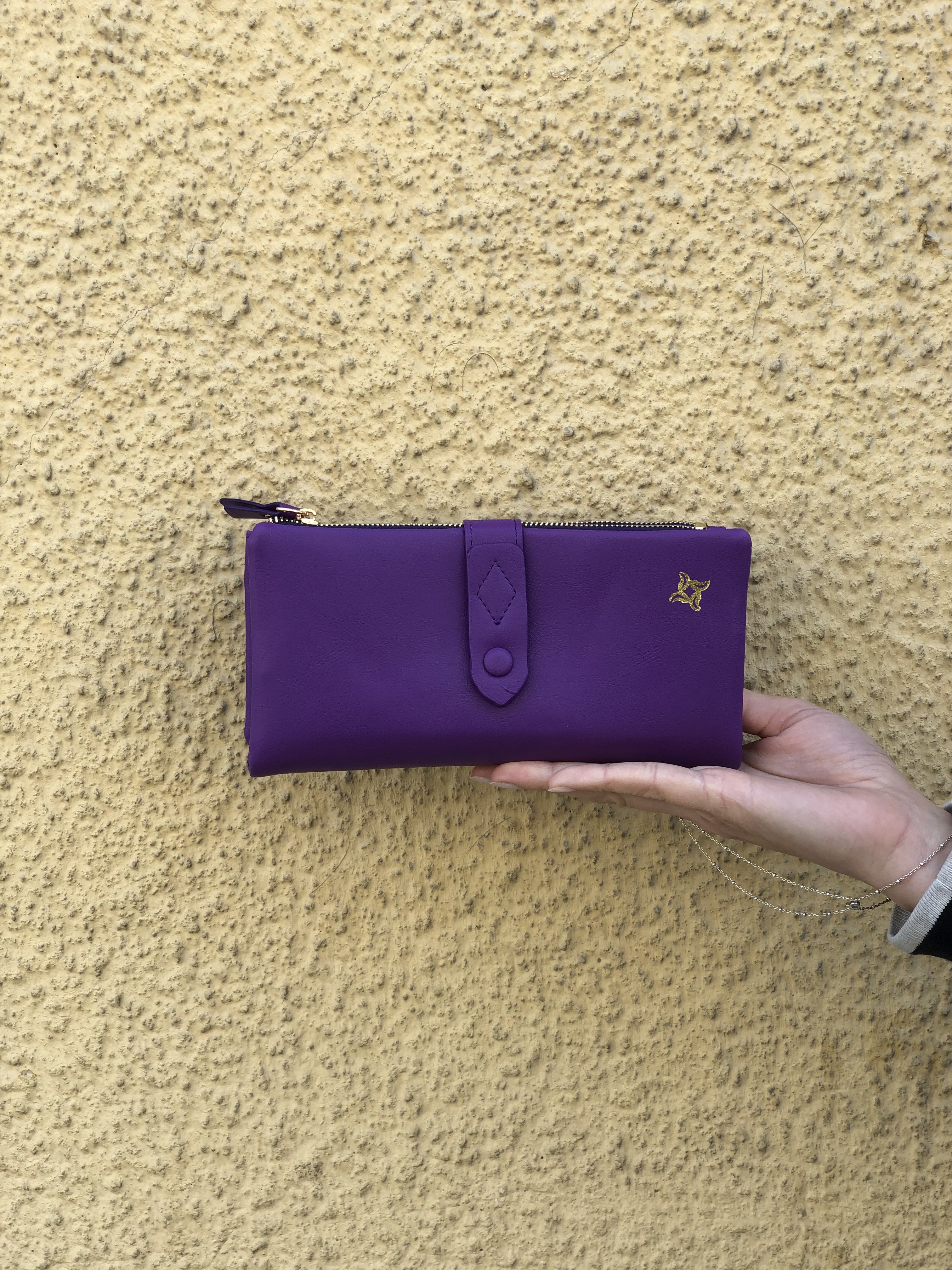 Bol Kartlıklı Yumuşak Deri Portföy Cüzdan Mor