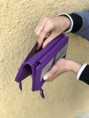Bol Kartlıklı Yumuşak Deri Portföy Cüzdan Mor
