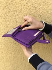 Bol Kartlıklı Yumuşak Deri Portföy Cüzdan Mor