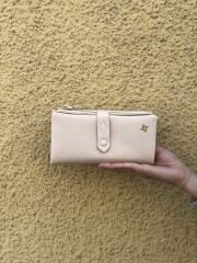 Bol Kartlıklı Yumuşak Deri  Portföy Cüzdan Krem